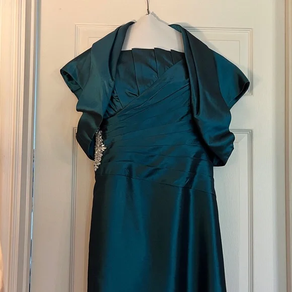 Jade Couture Mother of the Bride Teal Gown - Picture 2 of 16